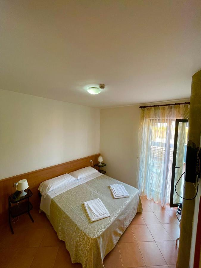 Hotel Leuco' Martinsicuro Luaran gambar
