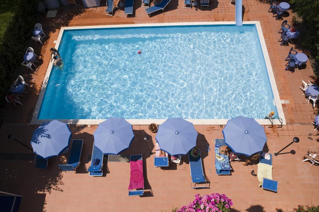 Hotel Leuco' Martinsicuro Luaran gambar