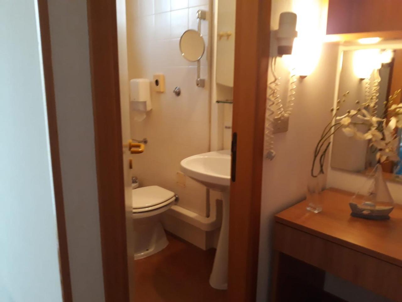 Hotel Leuco' Martinsicuro Luaran gambar