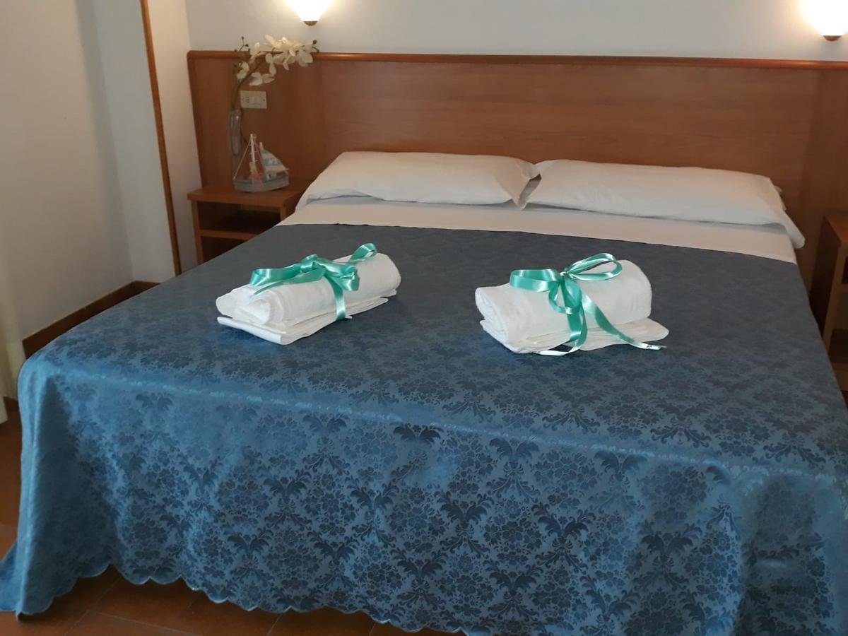 Hotel Leuco' Martinsicuro Luaran gambar