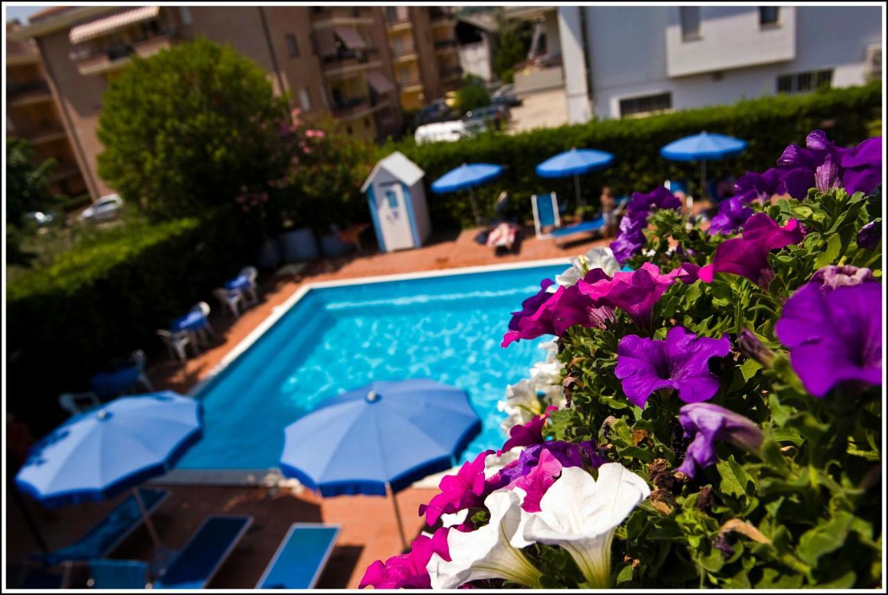 Hotel Leuco' Martinsicuro Luaran gambar